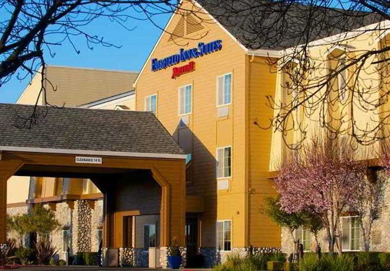 Fairfield Inn And Suites By Marriott Napa American Canyon Exterior foto